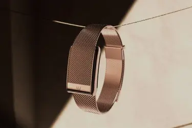 Представлен титановый браслет Whoop 5.0 Meridian