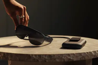 Meta* представила новые VR-очки, ИИ-гаджет Muse Charm и обновленные Ray-Ban Meta