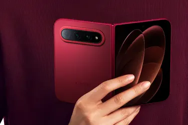 Как выглядит Xiaomi 18 Fold — официальные изображения и видео