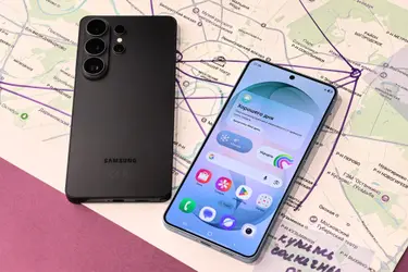 Samsung сместил Apple с первого места на российском рынке смартфонов в деньгах