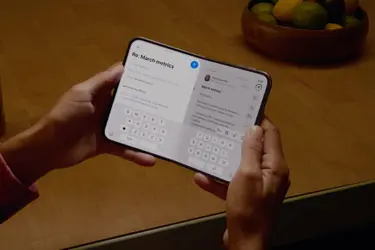 Блогеры протестировали складку iPhone Duo
