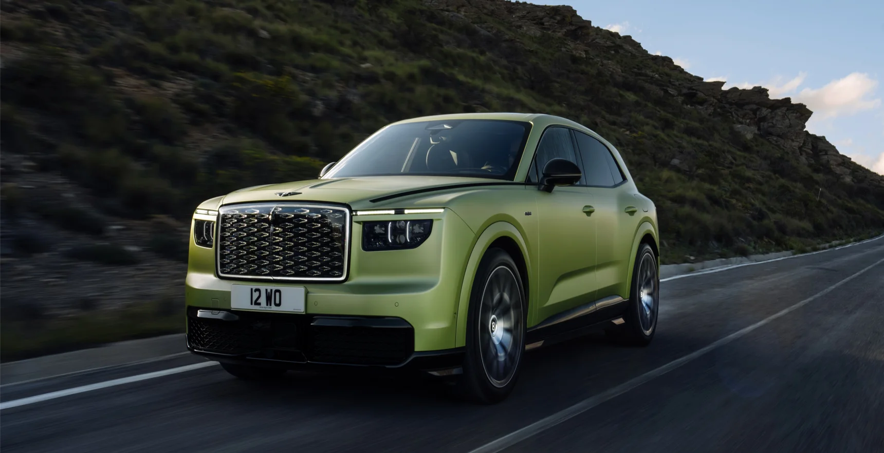 Bentley представила свой первый электромобиль — кроссовер Torcal