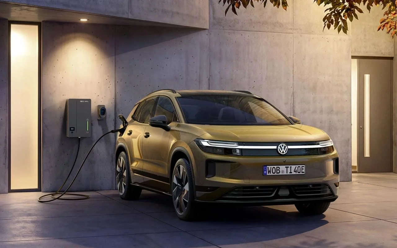 Volkswagen показал электрический Tiguan с тремя экранами и физическими кнопками