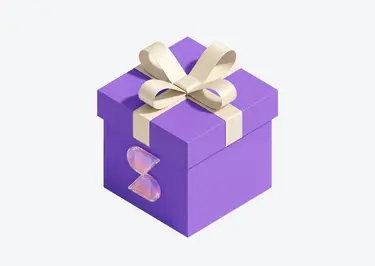Подарочная коробка фиолетового цвета с белой лентой и бантиком.