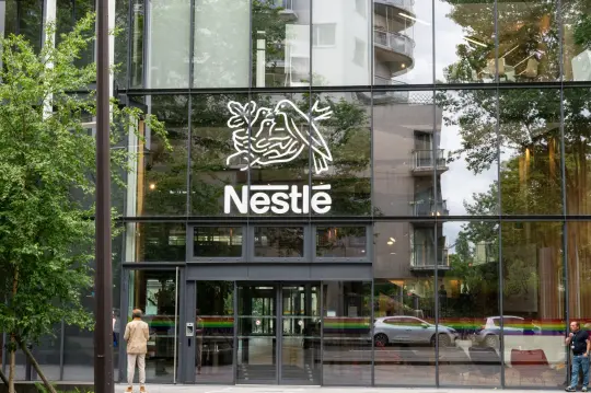 Неделя, когда плакали все — от Nestle до российских чиновников