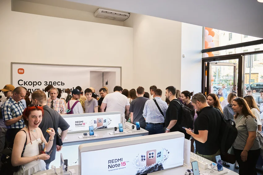 В центре Москвы открылся новый флагманский Xiaomi Store