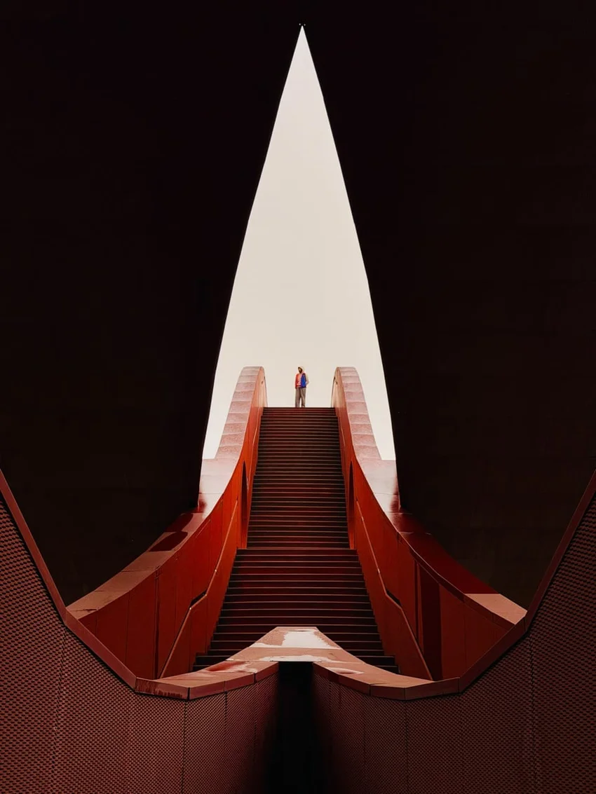 Это стоит поставить на обои! Подборка интересных фото iPhone Photography Awards 2026