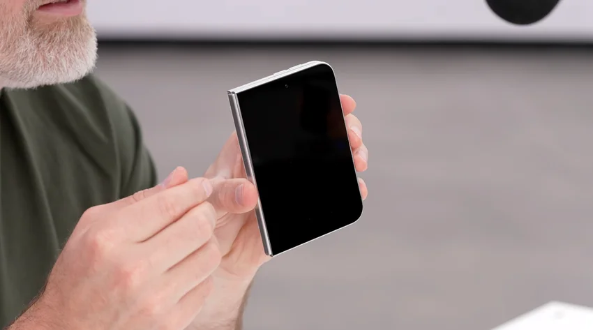Новые муляжи раскрыли детали дизайна iPhone Ultra