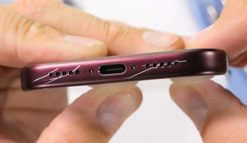 iPhone 18 Pro пытались сломать, поцарапать и поджечь — вот что из этого вышло