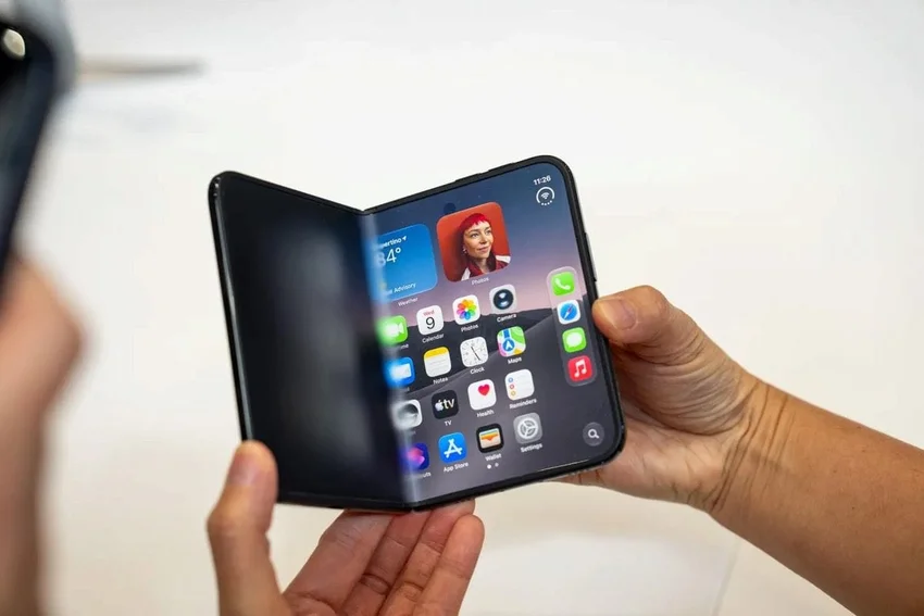 Вот как выглядит iPhone Duo в реальности: первые фото и видео