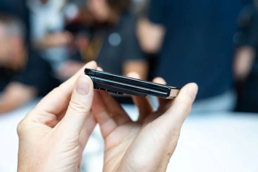 Вот как выглядит iPhone Duo в реальности: первые фото и видео