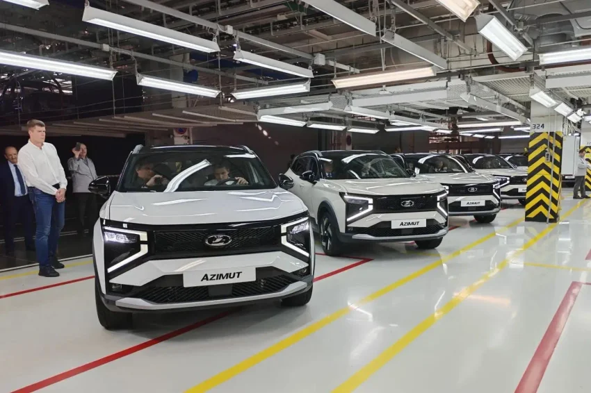 Появились фотографии полноприводного гибрида Lada Azimut