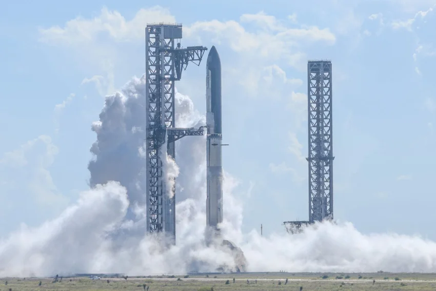 SpaceX впервые вывела Starship на околоземную орбиту