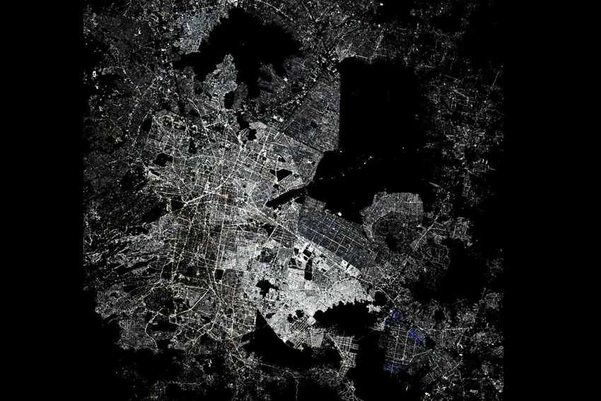 Освещение в городах ломает циркадные ритмы — астронавт NASA показал фото из космоса