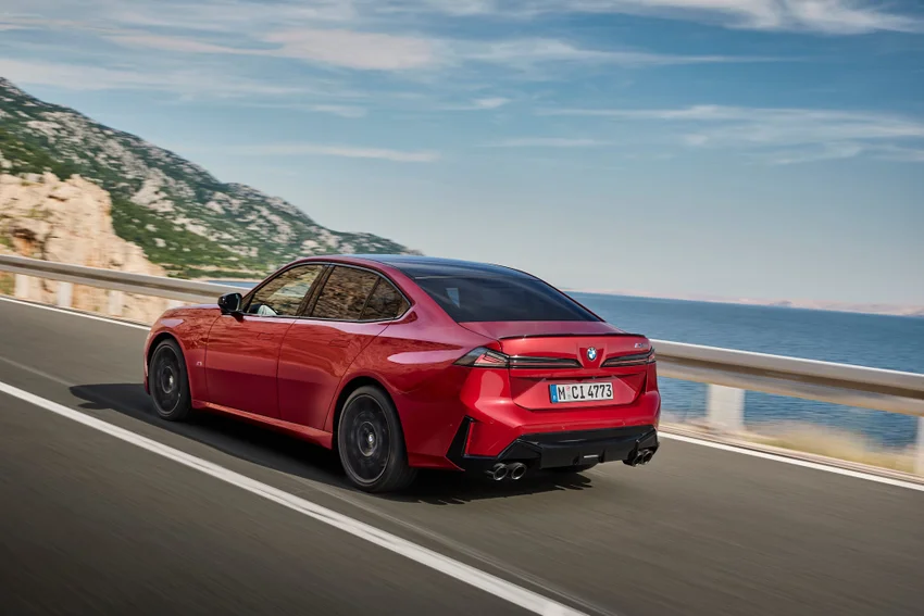 Как выглядит новая BMW 3 Series: премьера электрического i3 и бензинового M350 xDrive