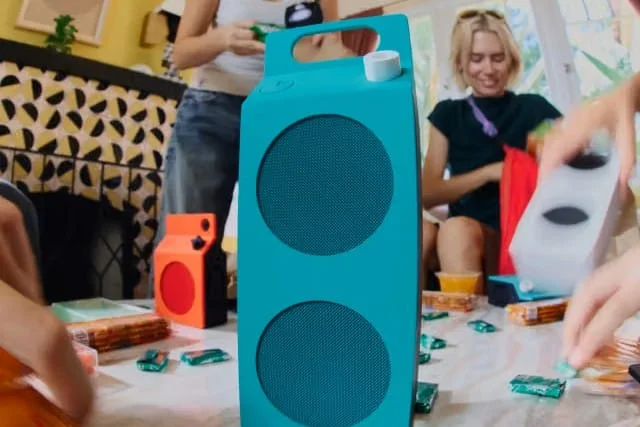 Как выглядят CMF Speaker S и M: колонка в виде пакета молока