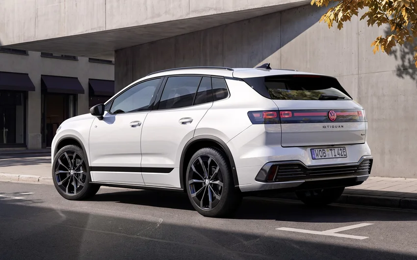 Volkswagen показал электрический Tiguan с тремя экранами и физическими кнопками